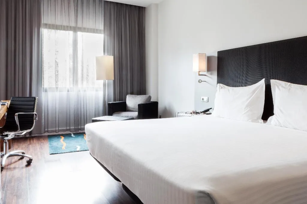 Double or Twin STANDARD Room, Hotel Palau de Bellavista Girona by URH, Costa Brava