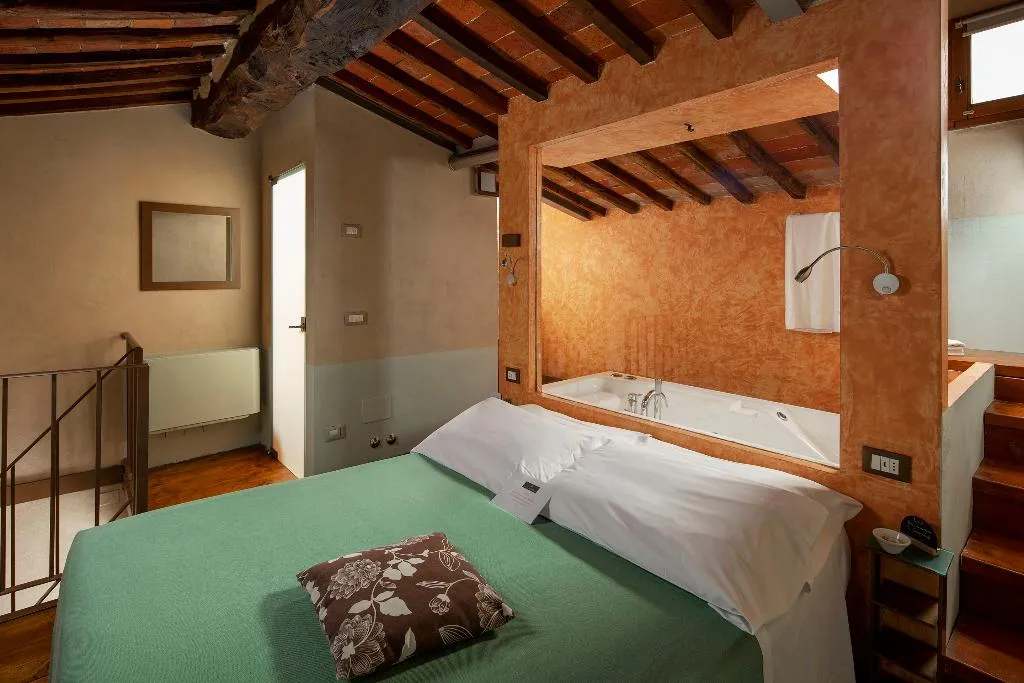 DOUBLE STANDARD Room, Le Capanne, Florence