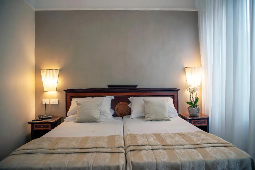 TWIN CLASSIC Room, Hotel Cecil, Rome