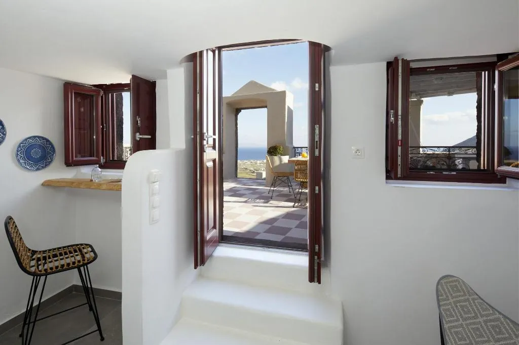 Room, Nano Suites, Santorini