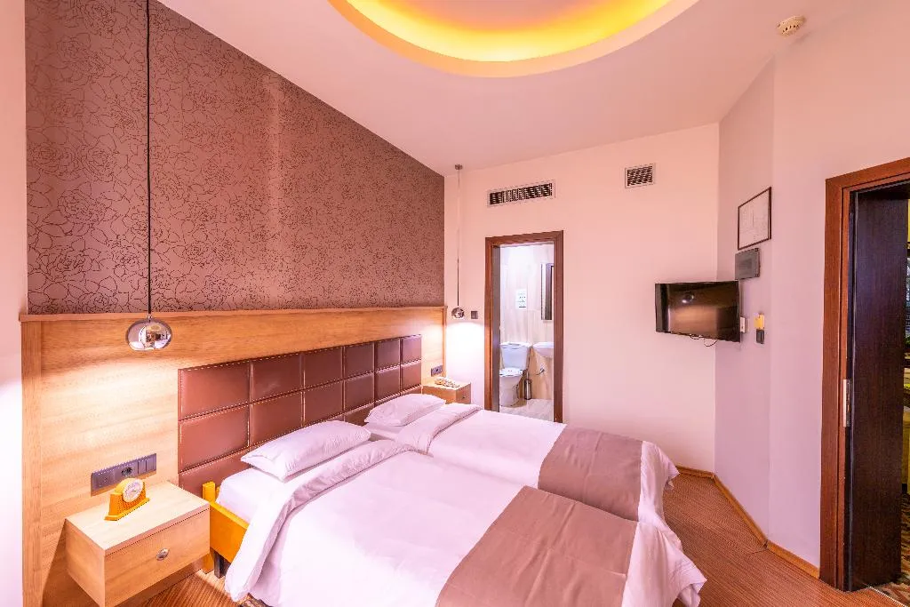 Double or Twin SUPERIOR Room, Metropolis, Thessaloniki