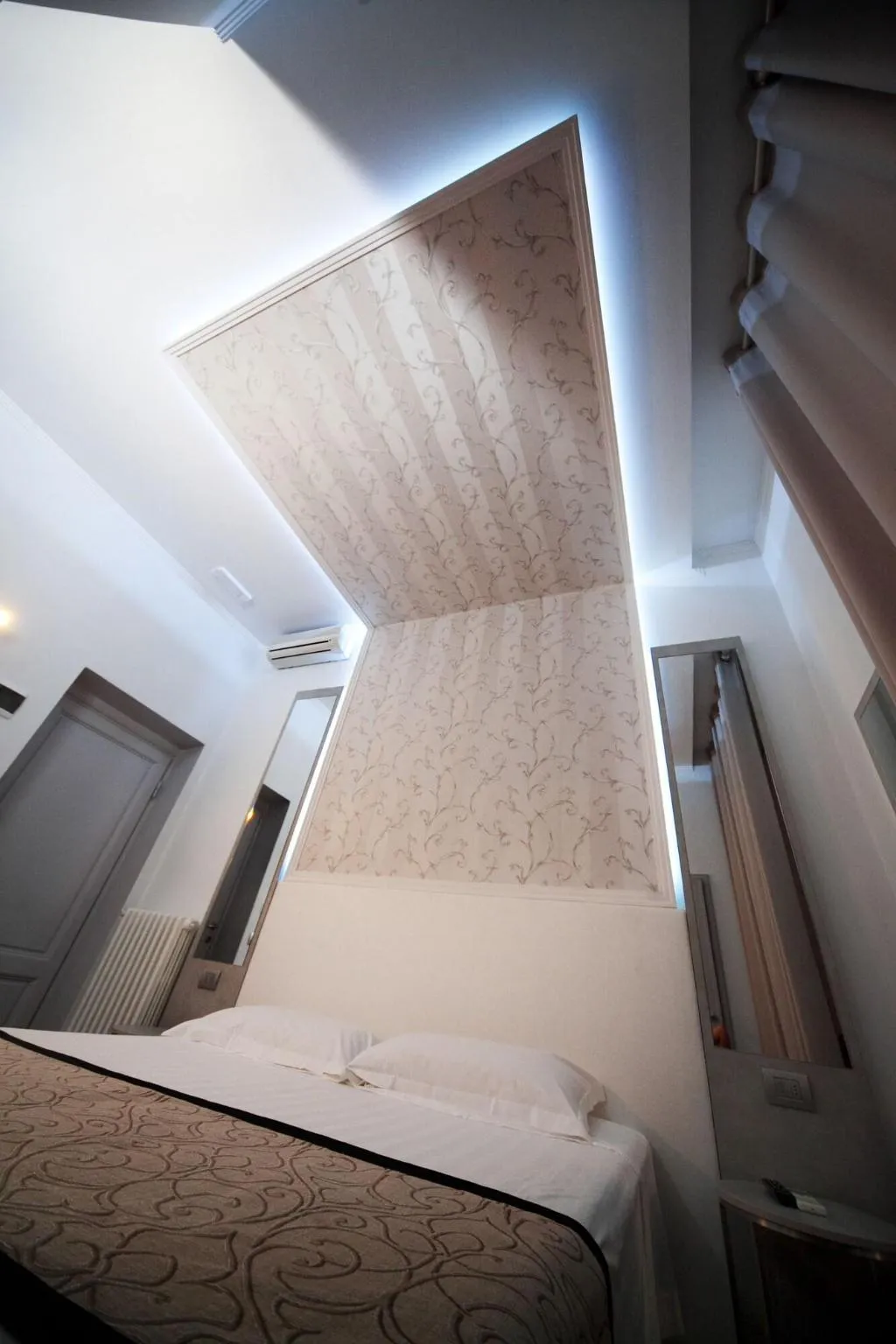 Room, Residenza Le Fonticine, Florence