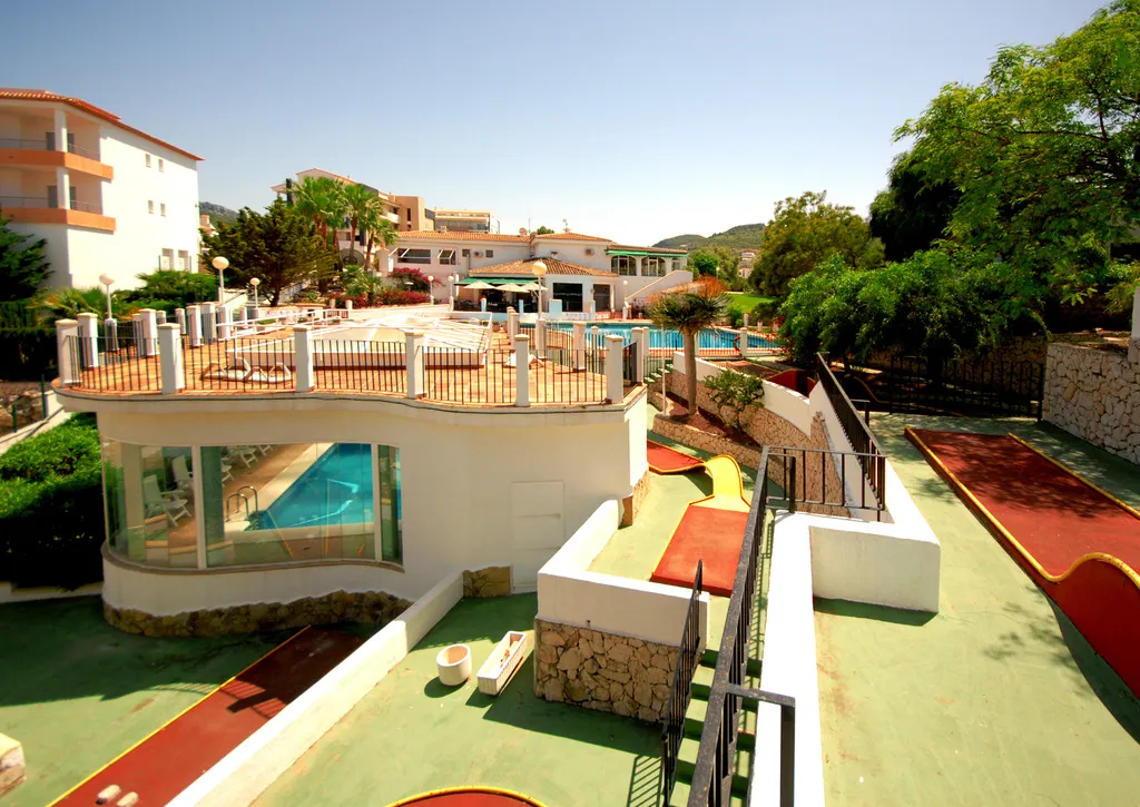 Sports and Entertainment, Bellavista Residential, Valencia
