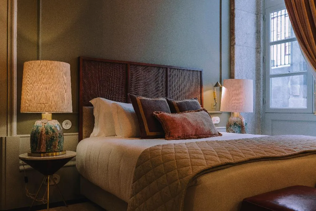 DOUBLE DELUXE Room, Torel 1884 Suites & Apartments, Porto