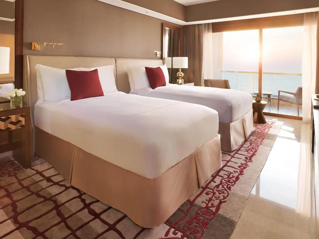 FAMILY ROOM STANDARD Room, Fairmont Ajman, Dubai