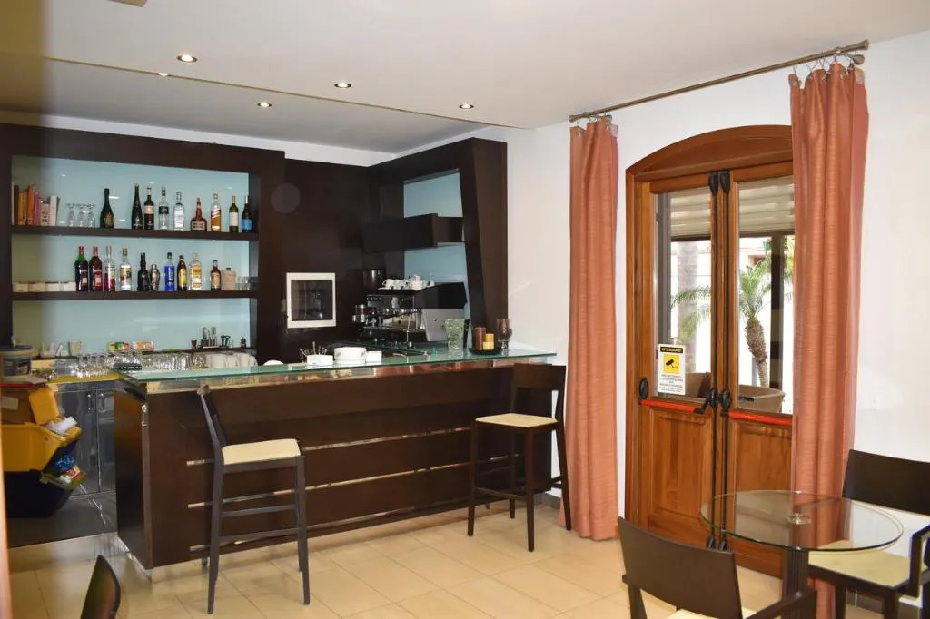 Bar, Hotel Il Portico, Trapani