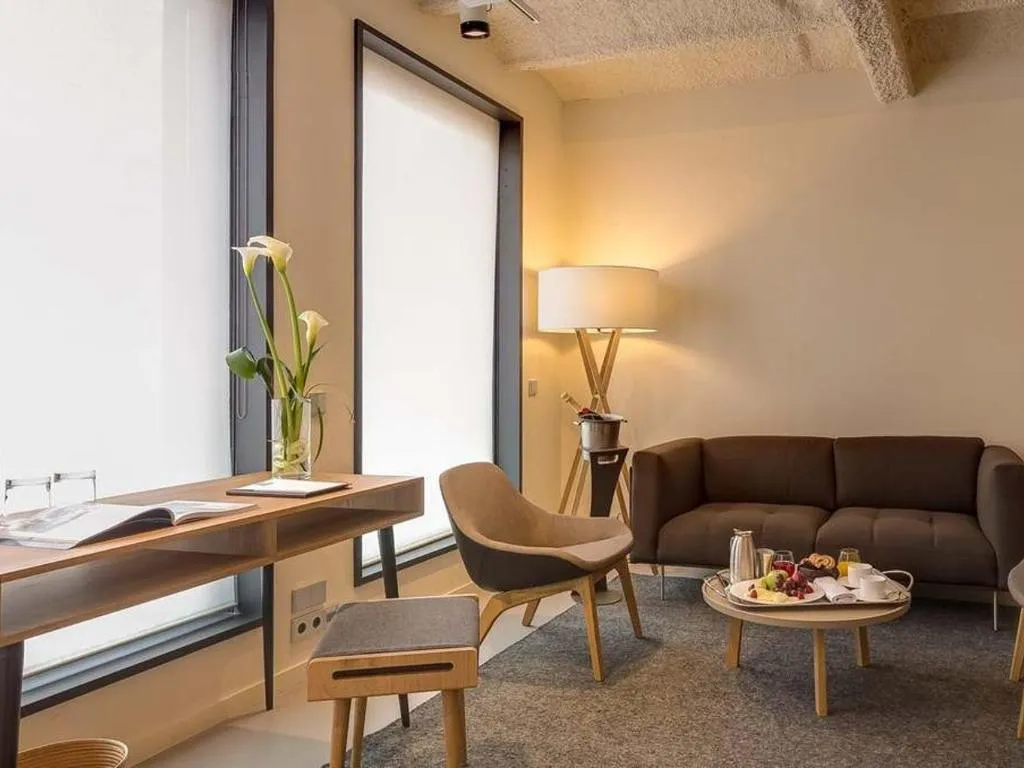 JUNIOR SUITE STANDARD Room, Ohla Eixample, Barcelona