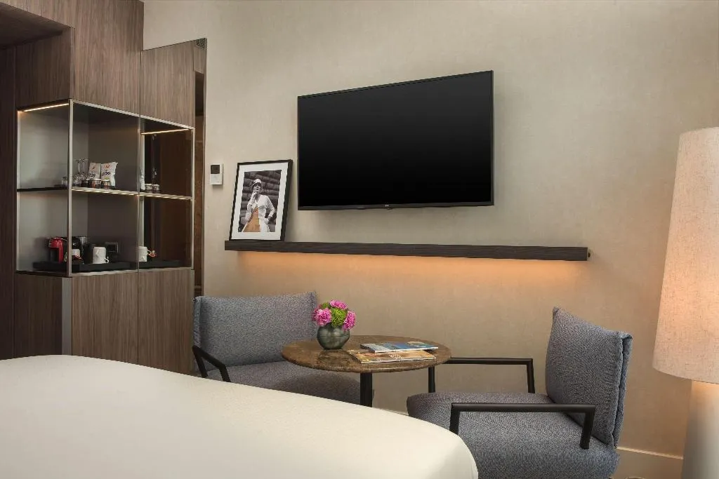 DOUBLE PREMIUM CITY VIEW Room, NH Collection Milano CityLife, Milan
