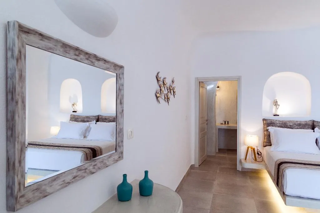 SUITE STANDARD Room, Adamant Suites, Santorini