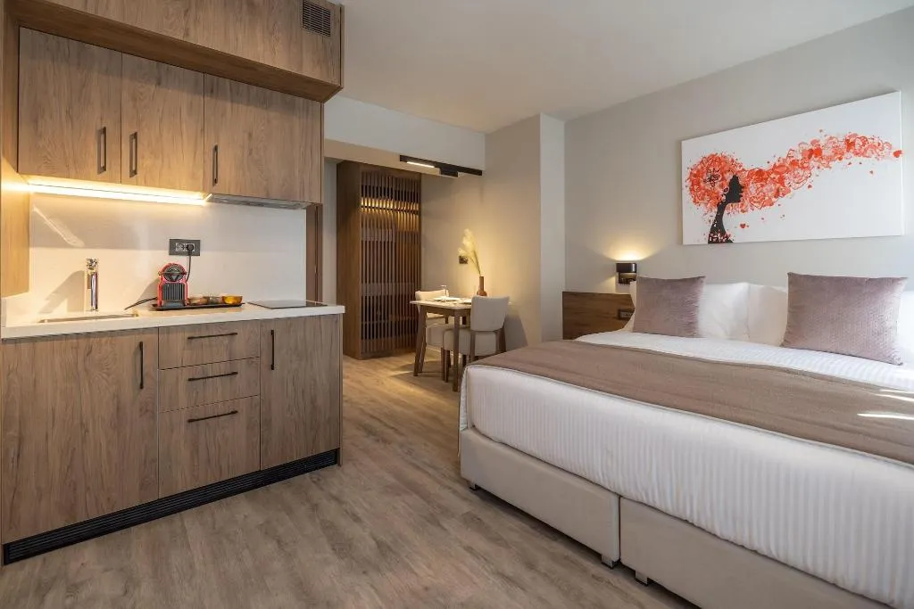 Room, Athens 507, Athens