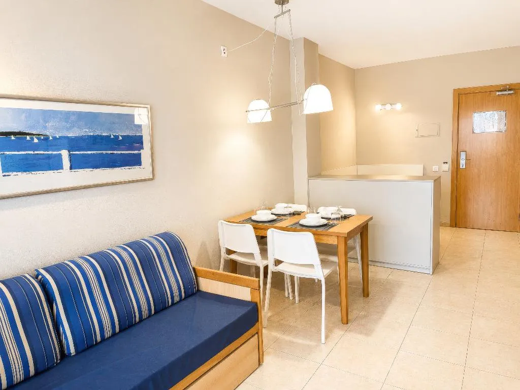 APARTMENT SEA VIEW ONE BEDROOM Room, SunClub Salou, Costa Dorada