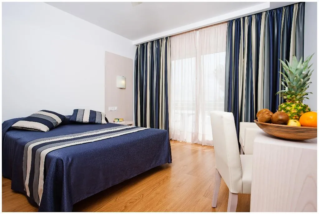 Double or Twin STANDARD Room, Sagitario Playa, Menorca