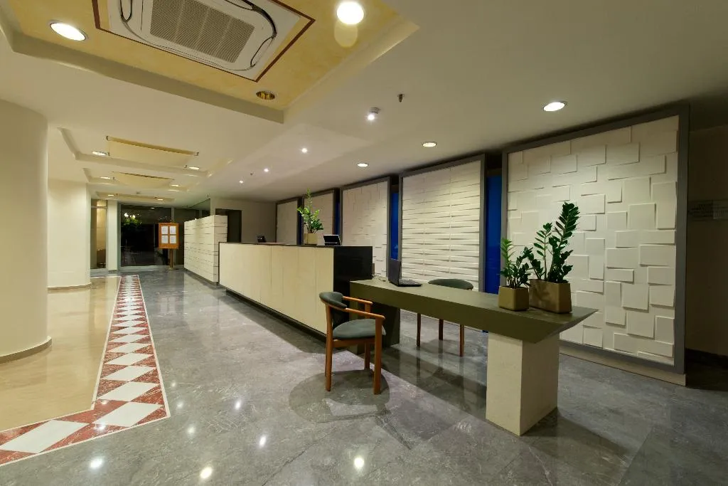 Lobby, Minos, Crete