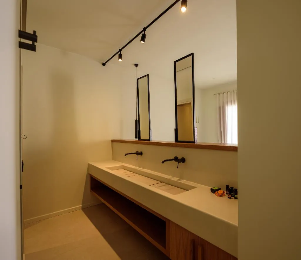 SUITE WITH PRIVATE POOL Room, Potnia Theron Suites, Santorini
