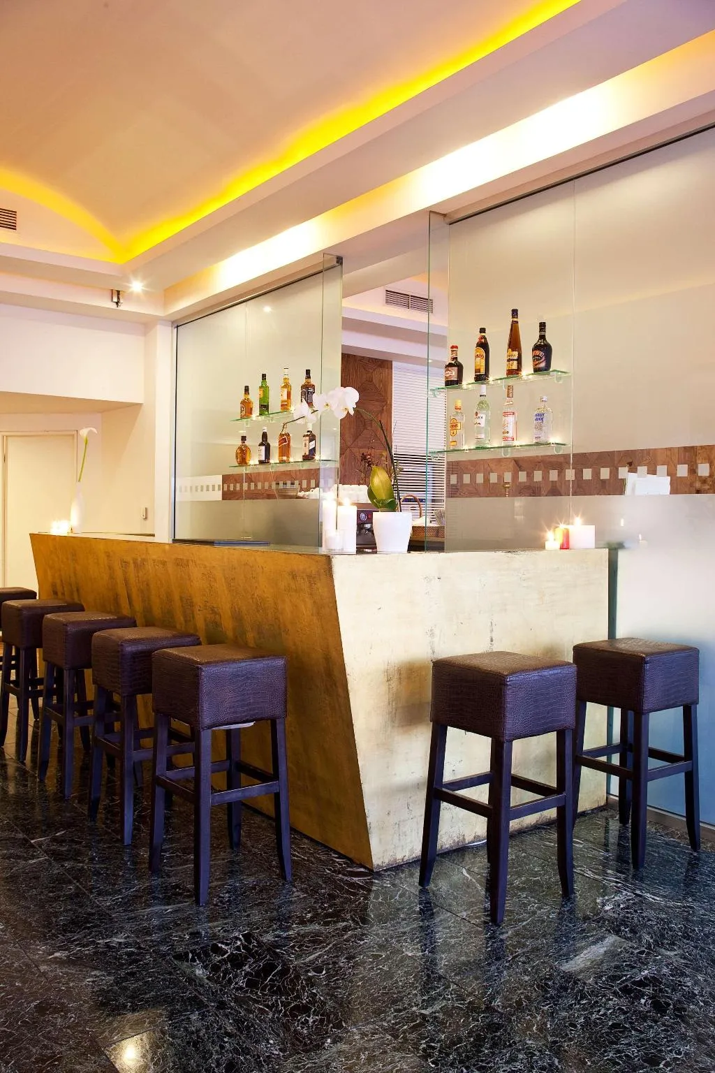Bar, Lucy Hotel, Athens