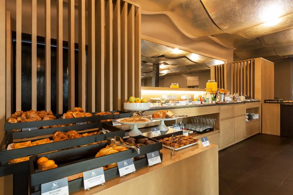 Restaurant, Douro Palace, Porto