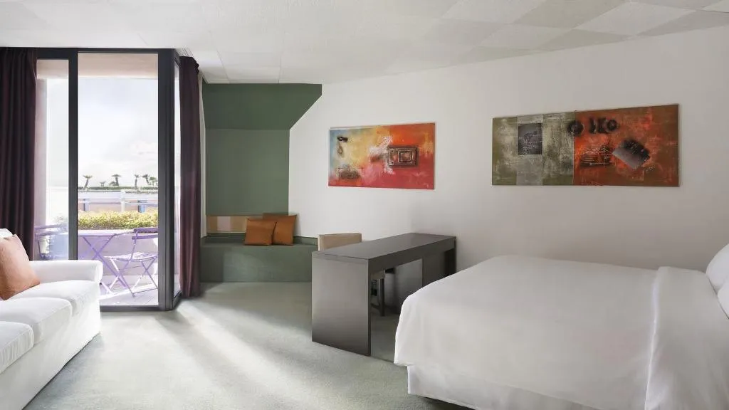 Room, Four Points by Sheraton Catania Hotel & Conference, Catania