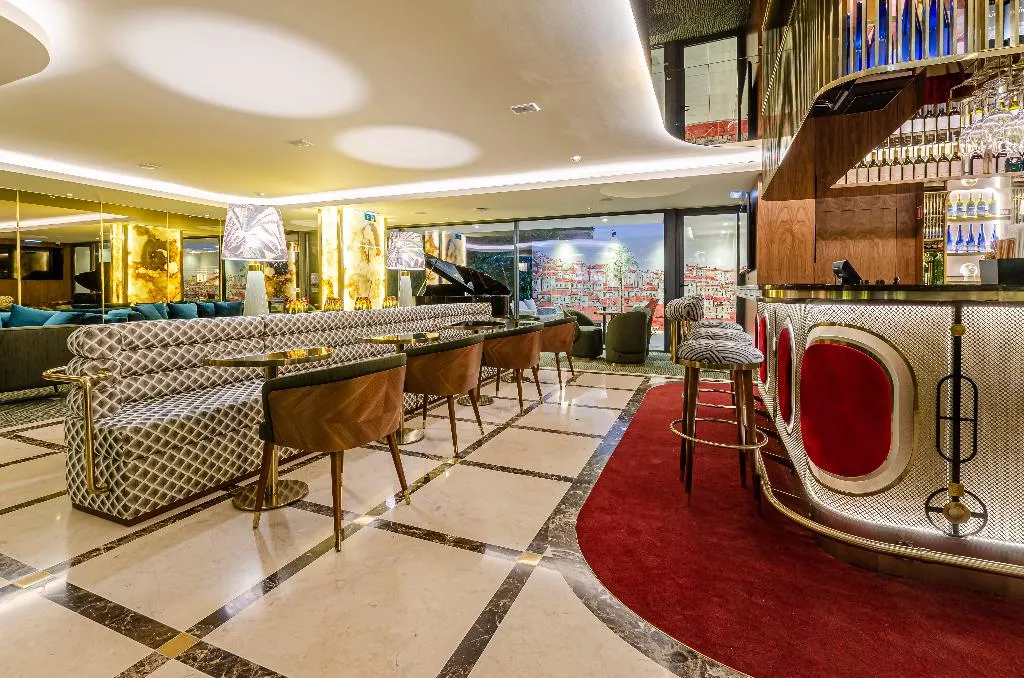 Bar, Turim Lisboa Hotel, Lisbon