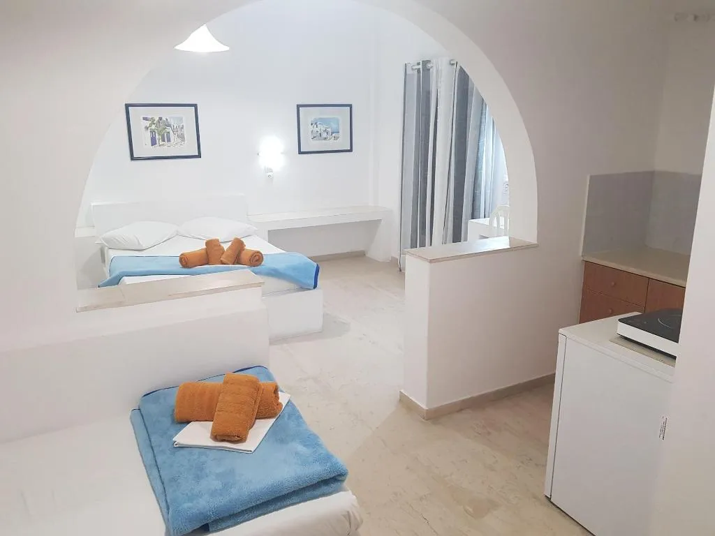 Room, Memento Perissa, Santorini