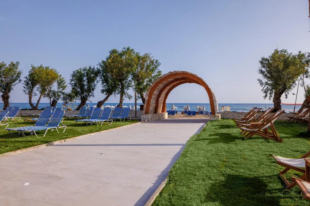 Beach, Malia Bay Beach Hotel & Bungalows, Crete
