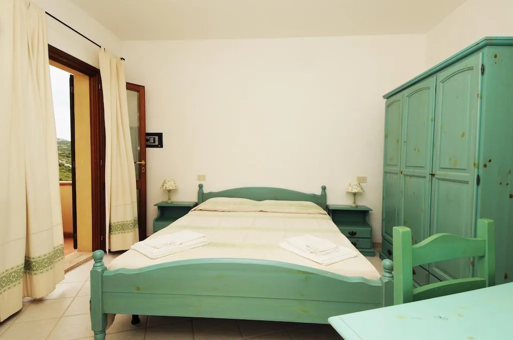STUDIO WITH VIEWS Room, Vallemare Residence E Residenza, Olbia