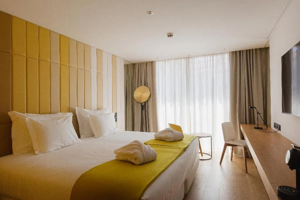 DOUBLE DELUXE WITH VIEWS Room, Lumen Hotel and The Lisbon Light Show, Lisbon