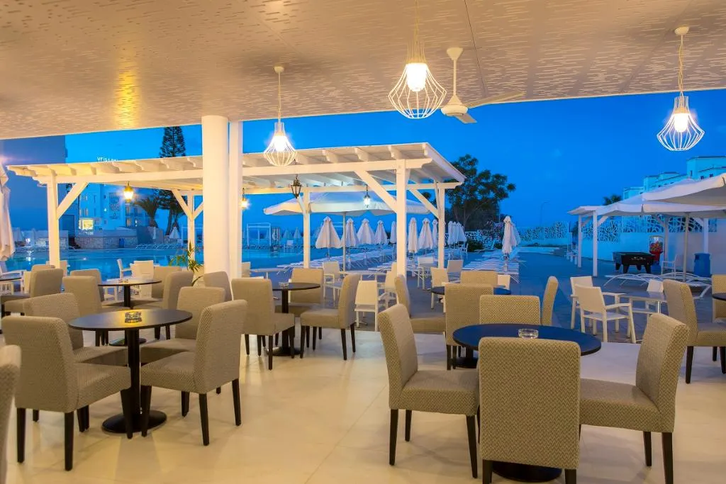 Restaurant, Odessa Beach Hotel, Cyprus