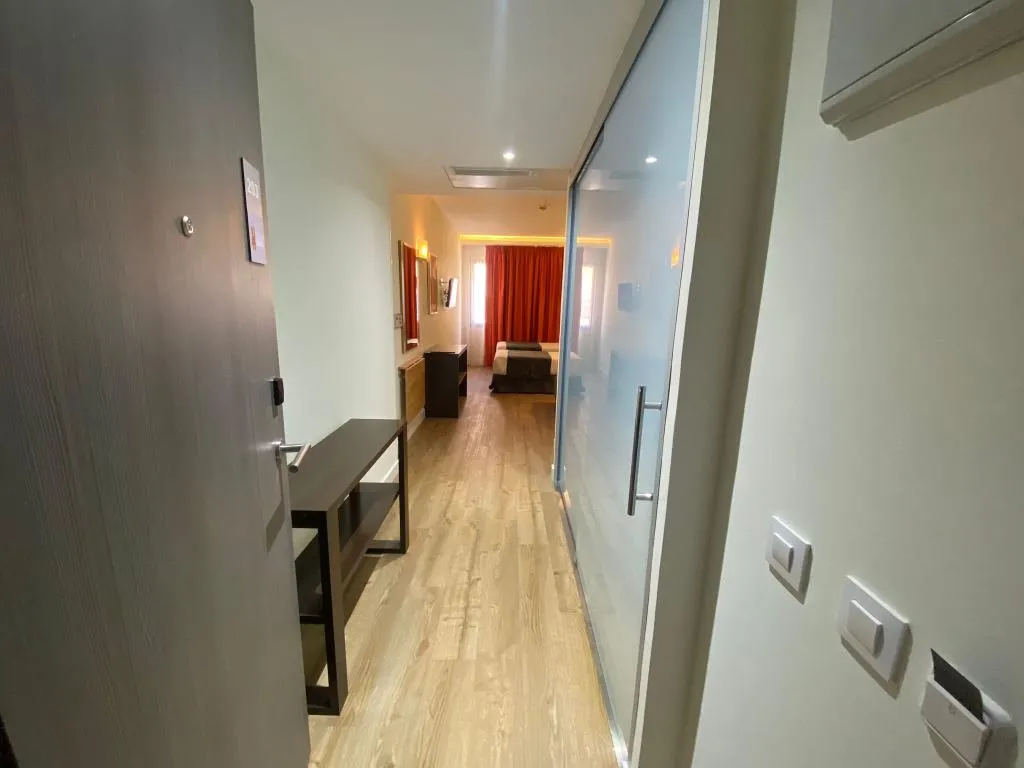 Double or Twin STANDARD Room, Apartamentos Recoletos, Madrid