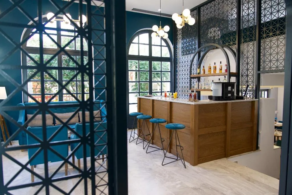Bar, Mirabel City Center Hotel, Kefallinia