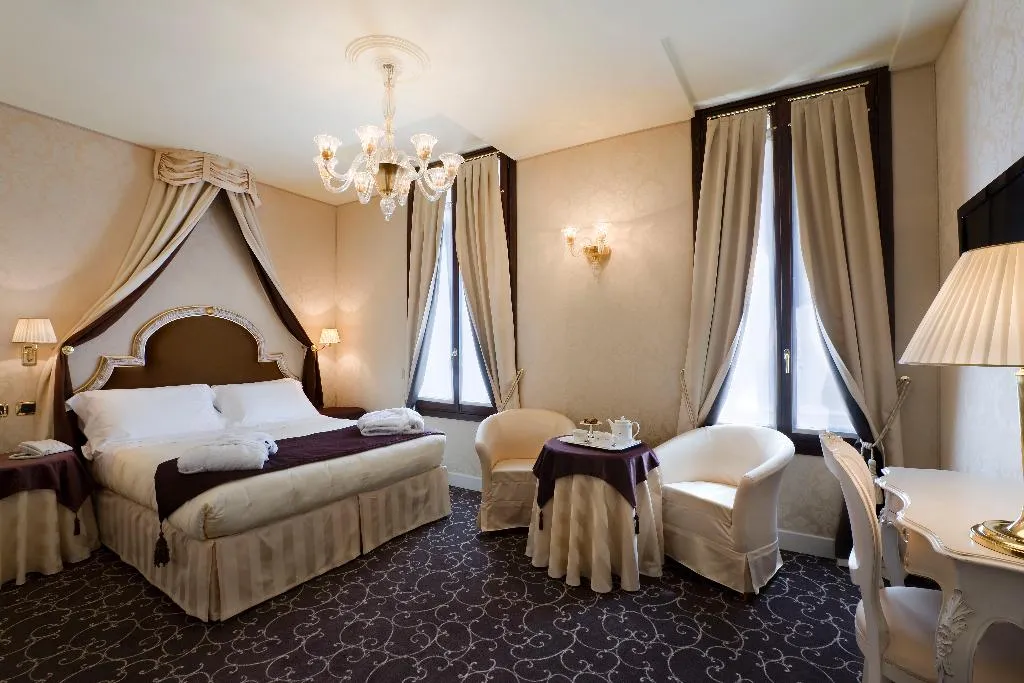 DOUBLE SUPERIOR Room, Maison Venezia | UNA Esperienze, Venice