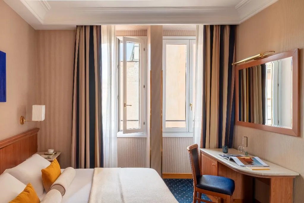 Double or Twin SUPERIOR Room, Diocleziano, Rome