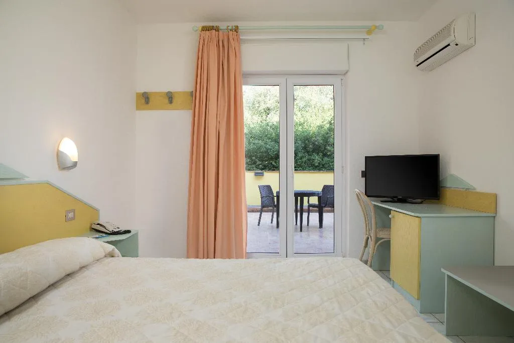DOUBLE SINGLE USE COMFORT Room, Lu' Hotel Porto Pino, Cagliari