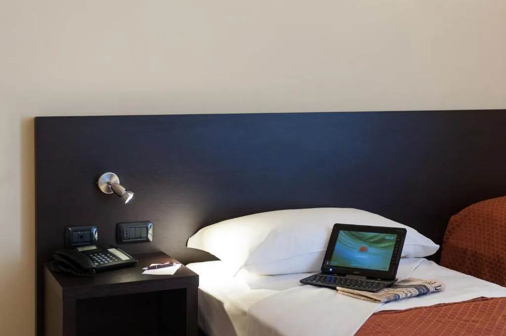 Double or Twin WITH TERRACE Room, Tiempo Hotel, Naples