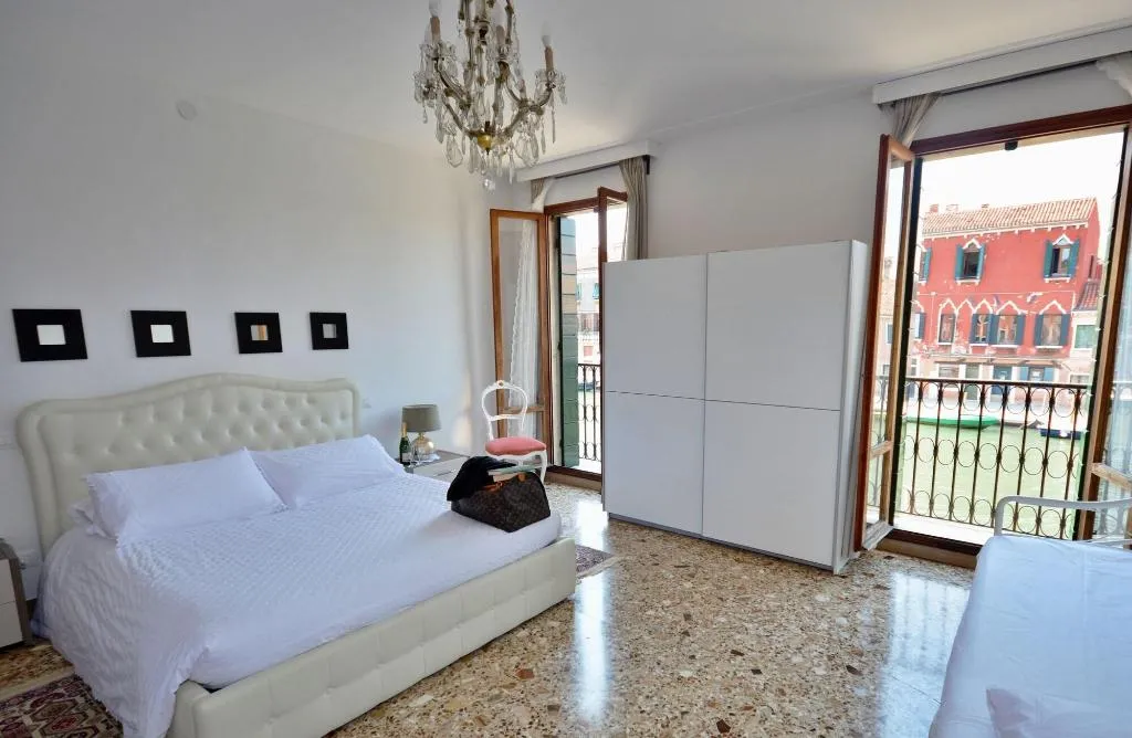 Room, Venice My Friends Canal View, Venice