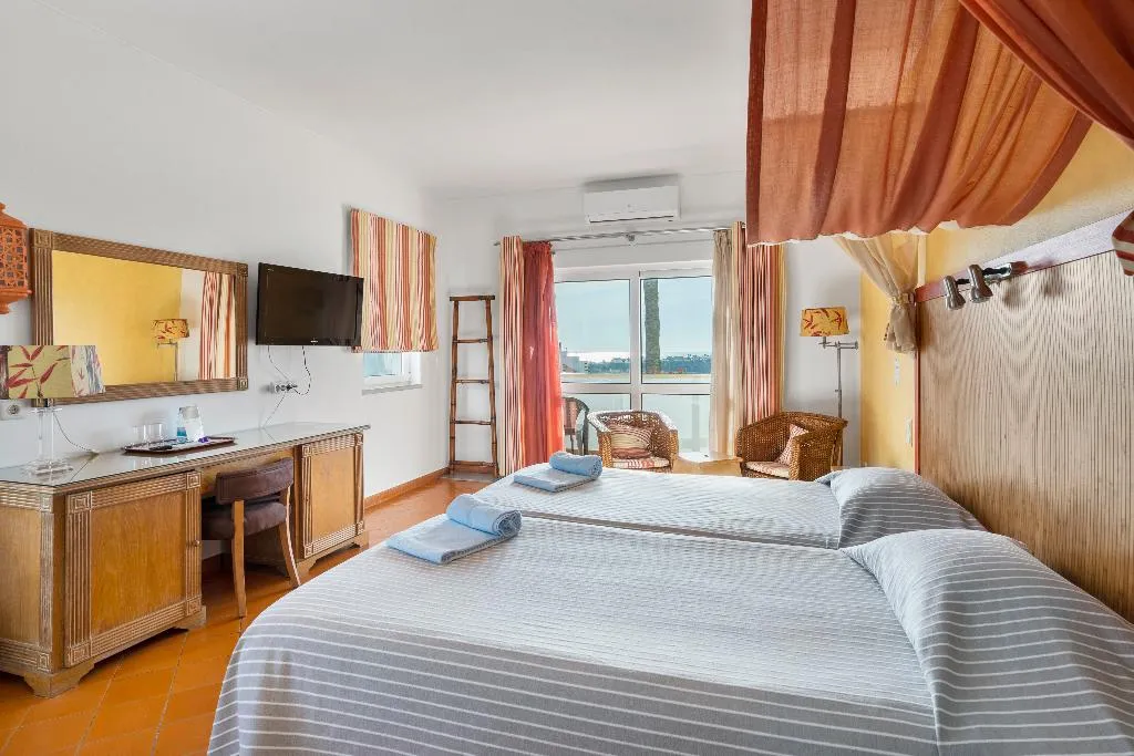 Double or Twin SEA VIEW Room, Cerro da Marina Hotel, Algarve