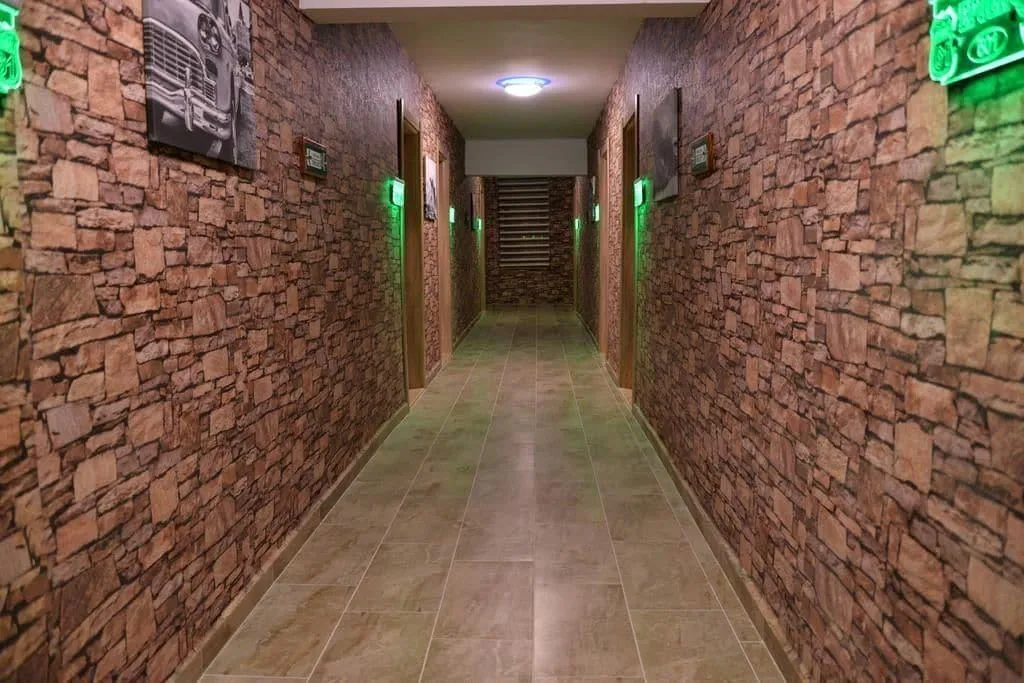 Lobby, Street61 Studios, Dalaman