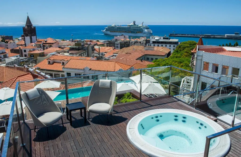 Pool, Castanheiro Boutique Hotel, Madeira