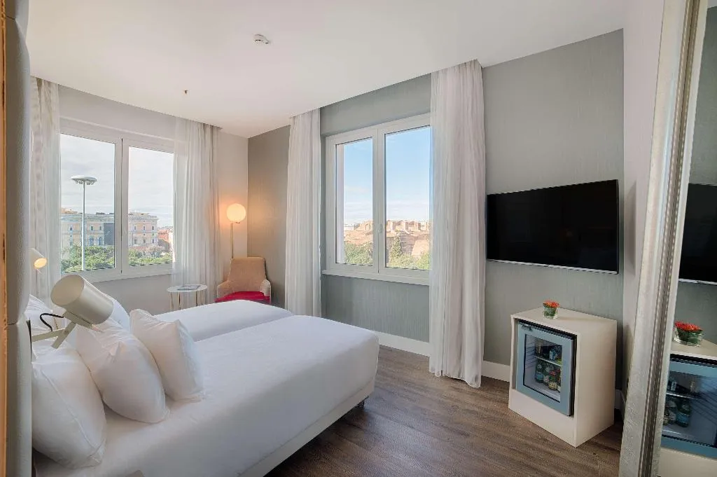 DOUBLE WITH VIEWS Room, NH Collection Roma Palazzo Cinquecento, Rome