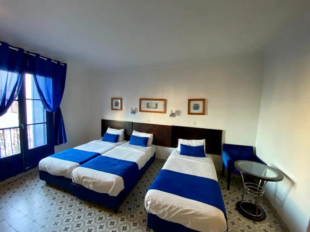 TRIPLE STANDARD Room, Hotel Central, Casablanca