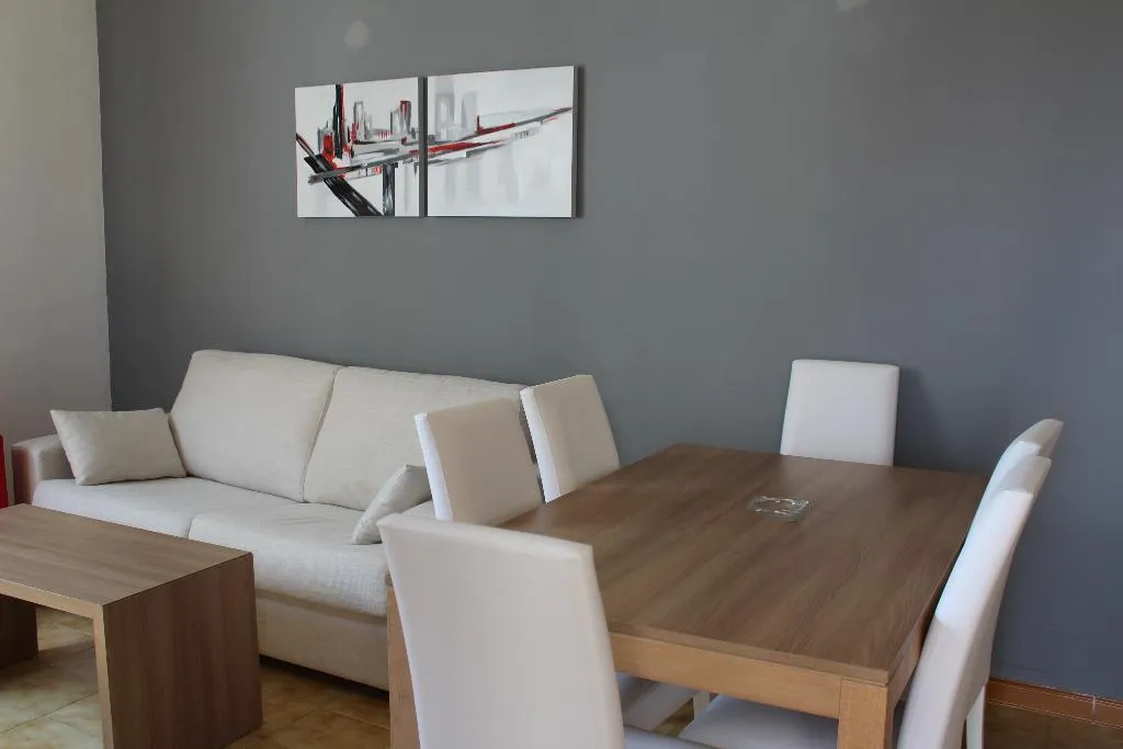 APARTMENT TWO BEDROOMS Room, R2 Cala Millor, Majorca