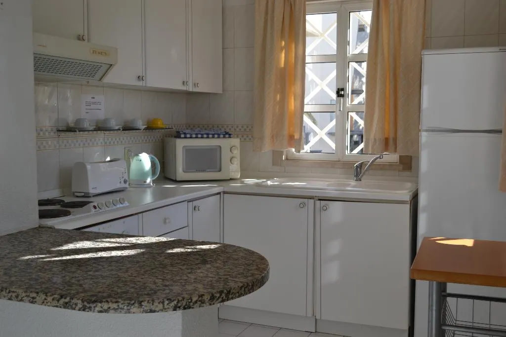APARTMENT ONE BEDROOM Room, Algamar Apartments by Garvetur, Algarve