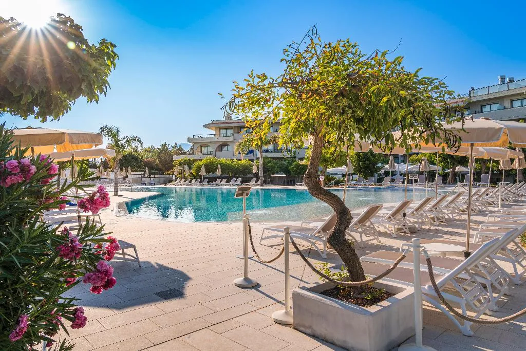 Pool, Grand Palladium Sicilia Resort & Spa, Palermo