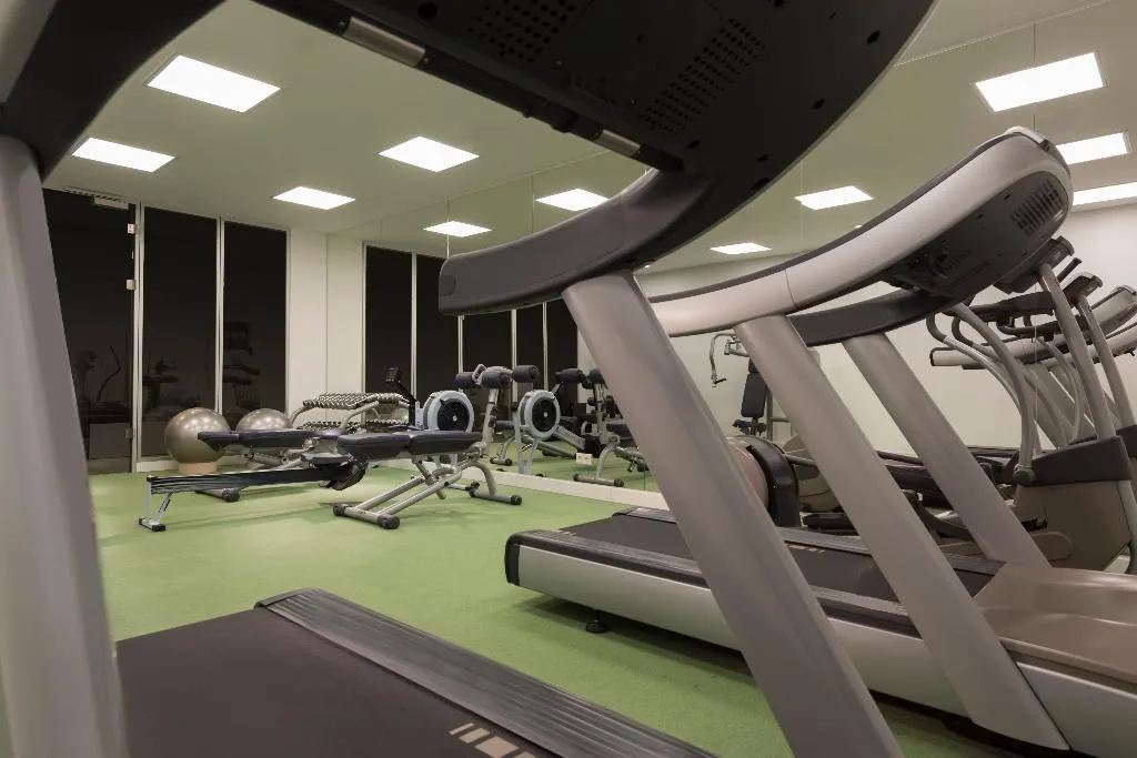 Sports and Entertainment, Adina Apartment Hotel Berlin Hackescher Markt, Berlin