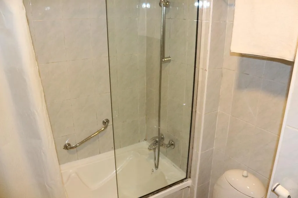 FAMILY ROOM DELUXE WITH BALCONY Room, Al Khaleej Grand, Dubai