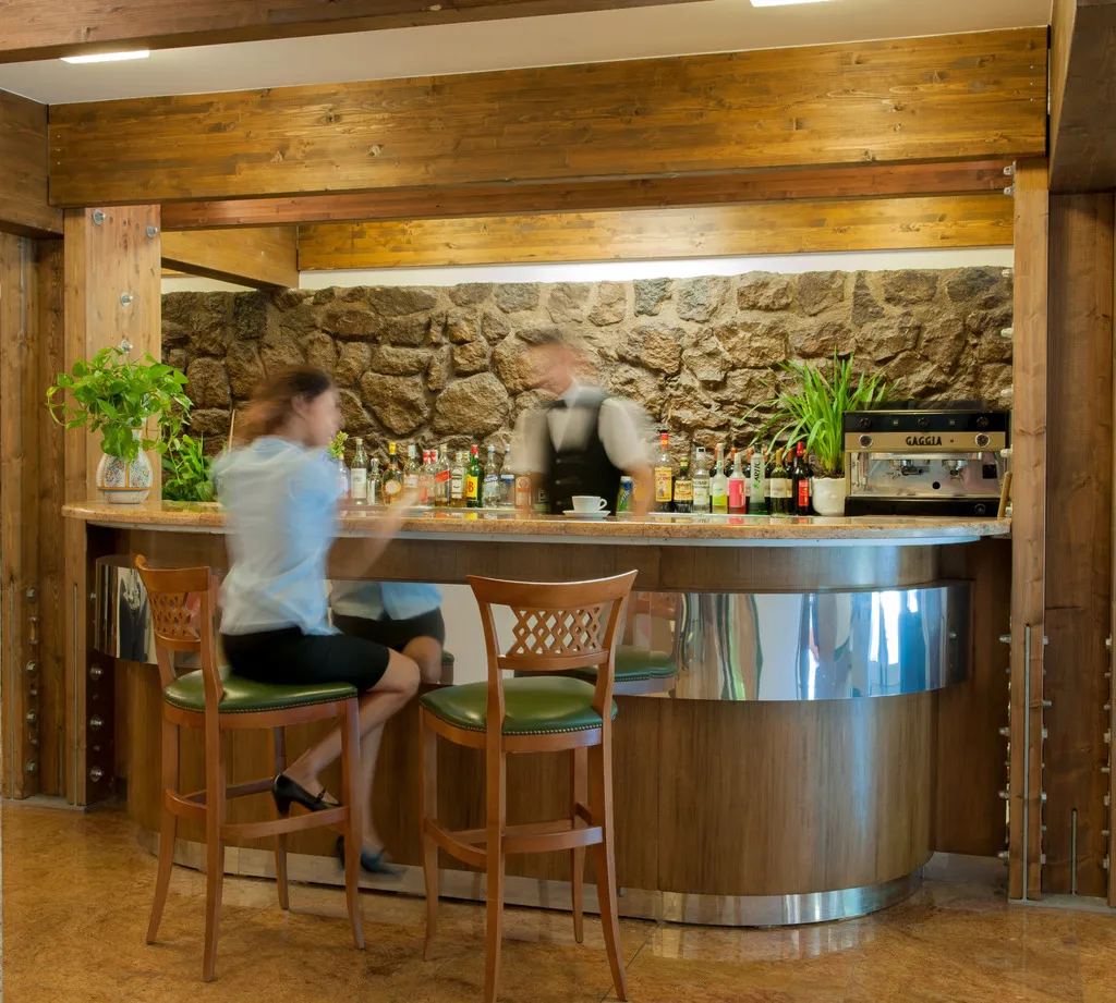 Bar, La Pergola, Rome