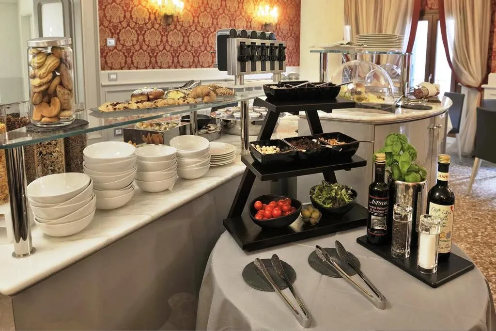 Restaurant, Al Theatro Palace, Venice