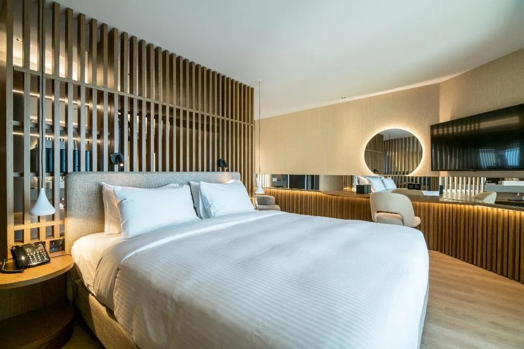SUITE WITH JACUZZI Room, AKASHA Beach Hotel and Spa, Crete