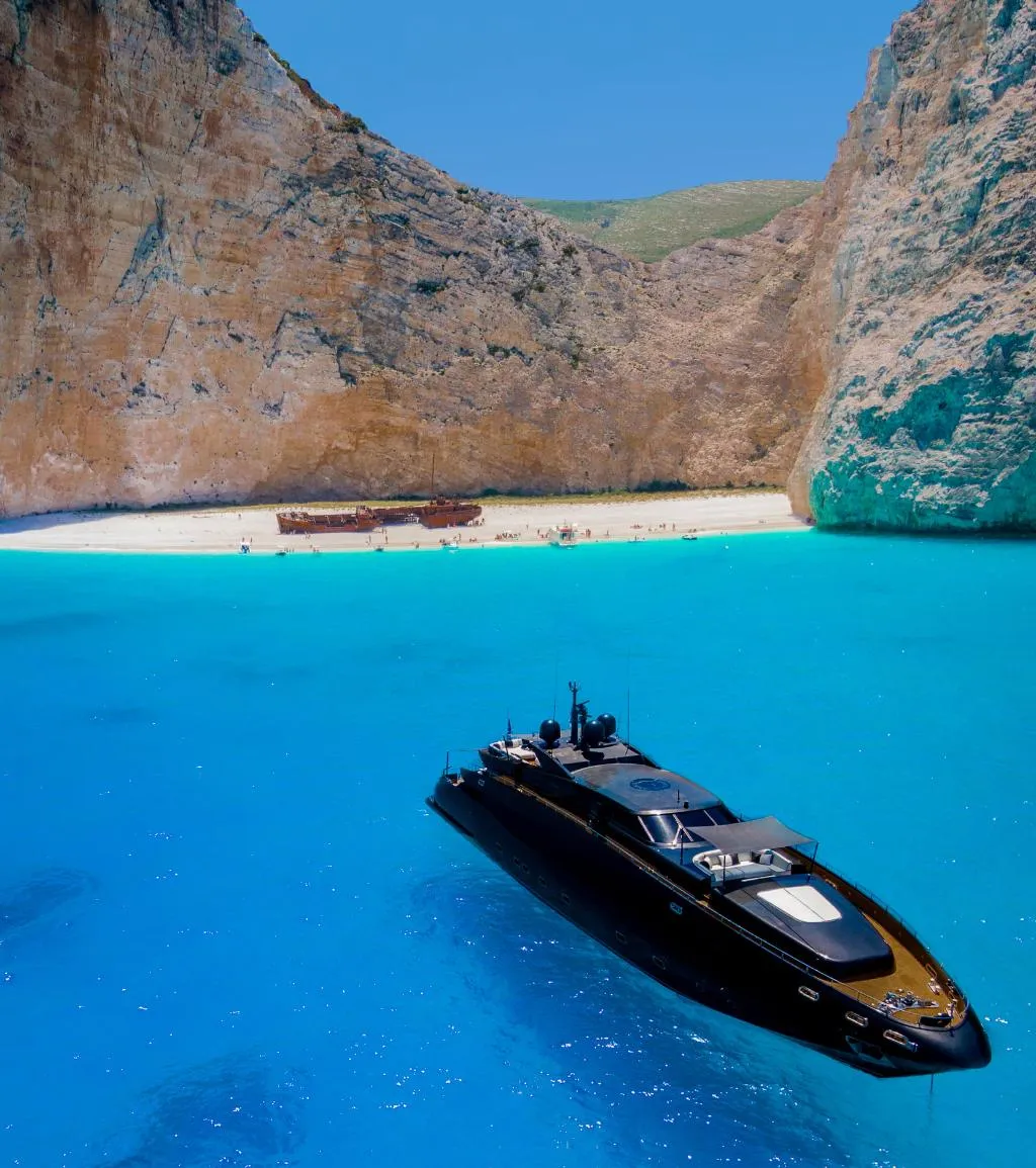 Sports and Entertainment, Palatino, Zante