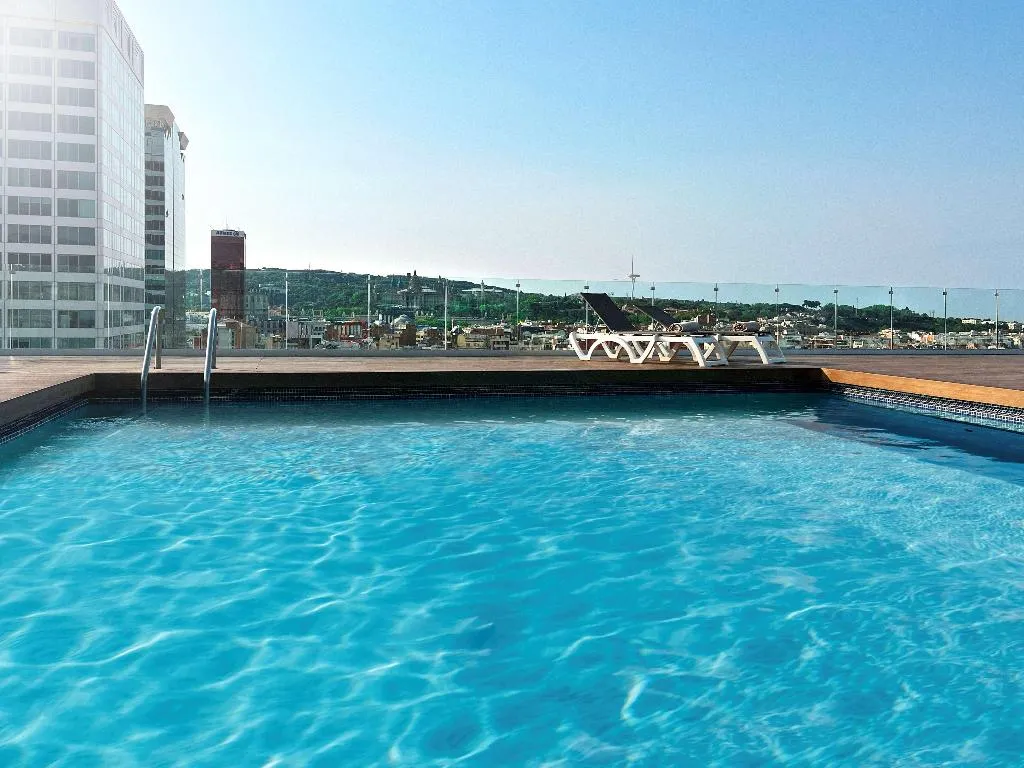 Pool, Moxy Barcelona, Barcelona