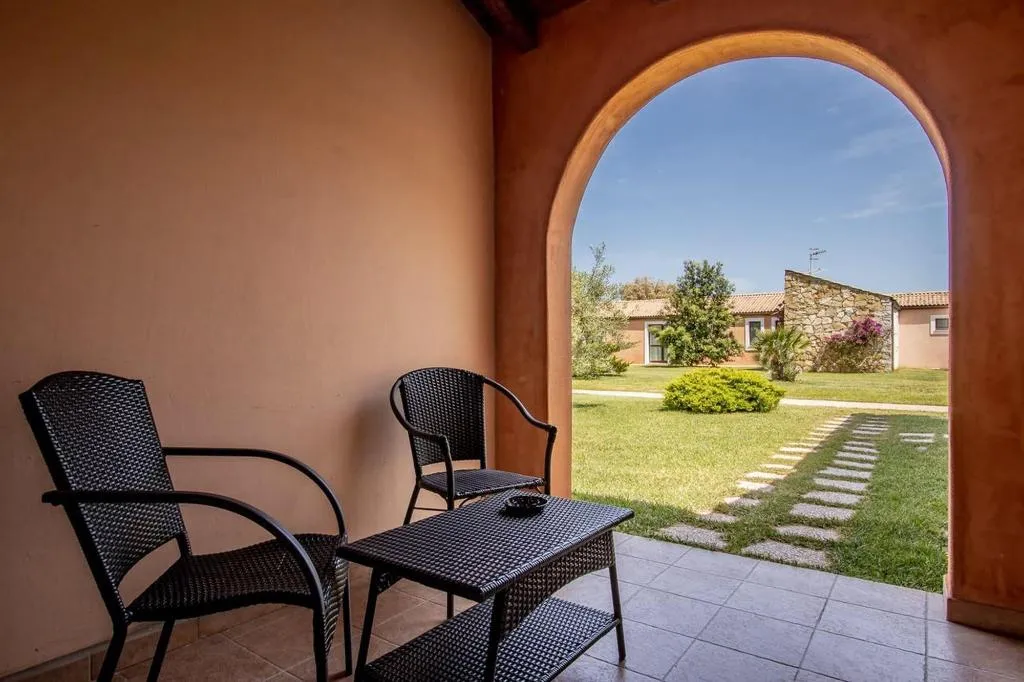Room, Alma Resort, Cagliari